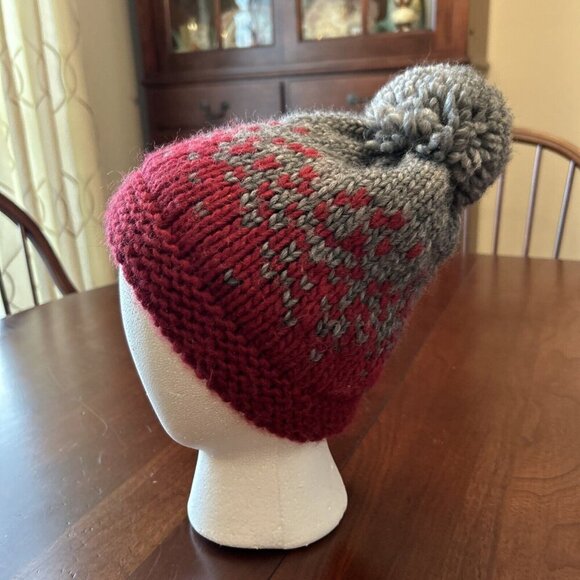 Nardi & Tagliaferri Women Grey Red Hat With Pom Pom Wool Alpaca Blend Italy NWOT - Picture 2 of 6